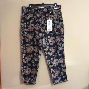 New Celebrity Pink Juniors Size 21 Blue Peach Floral Mom High Rise Black Jeans
